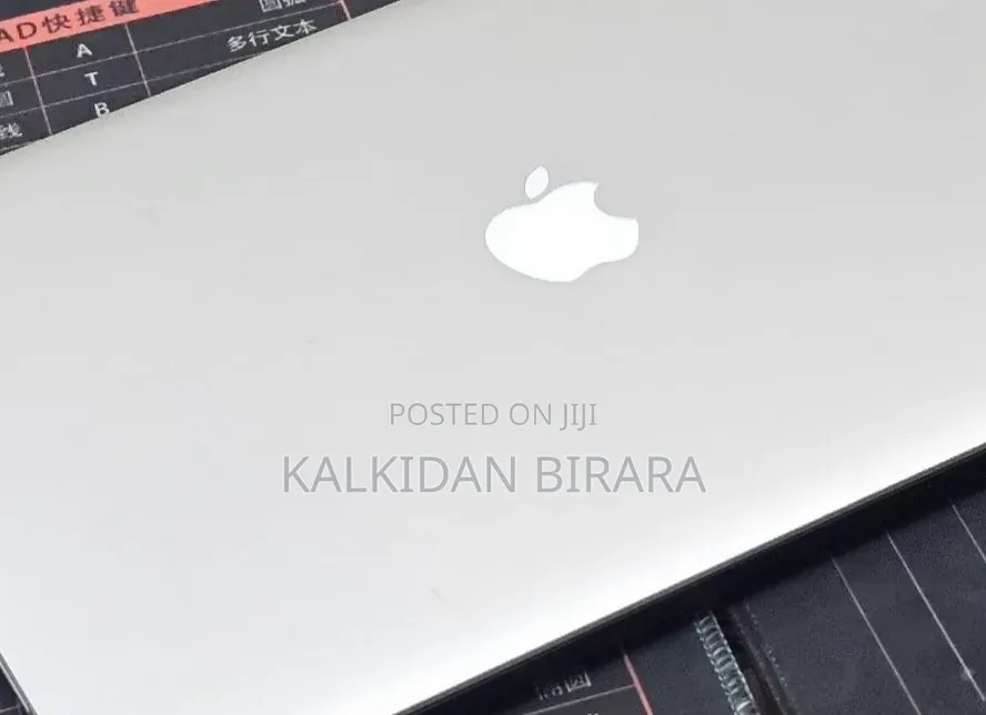 New Laptop Apple MacBook Pro 2015 16GB Intel Core i7 SSD 512GB