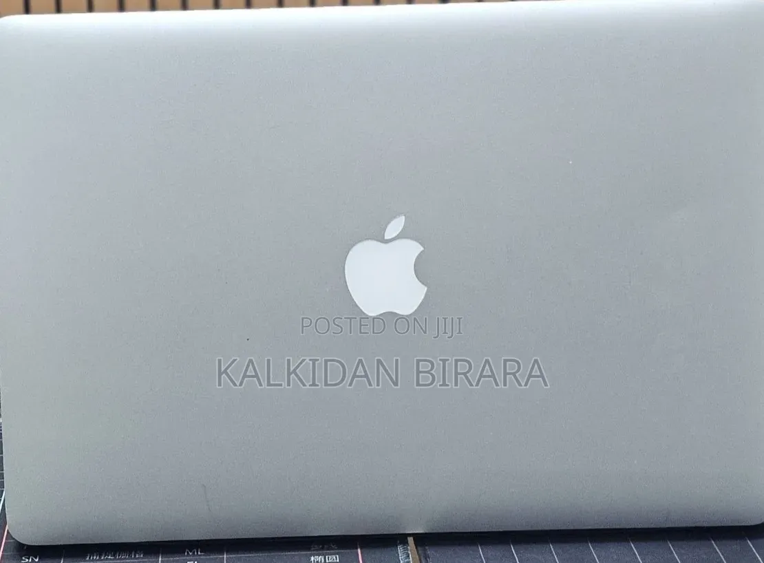 New Laptop Apple MacBook Pro 2015 16GB Intel Core i7 SSD 512GB