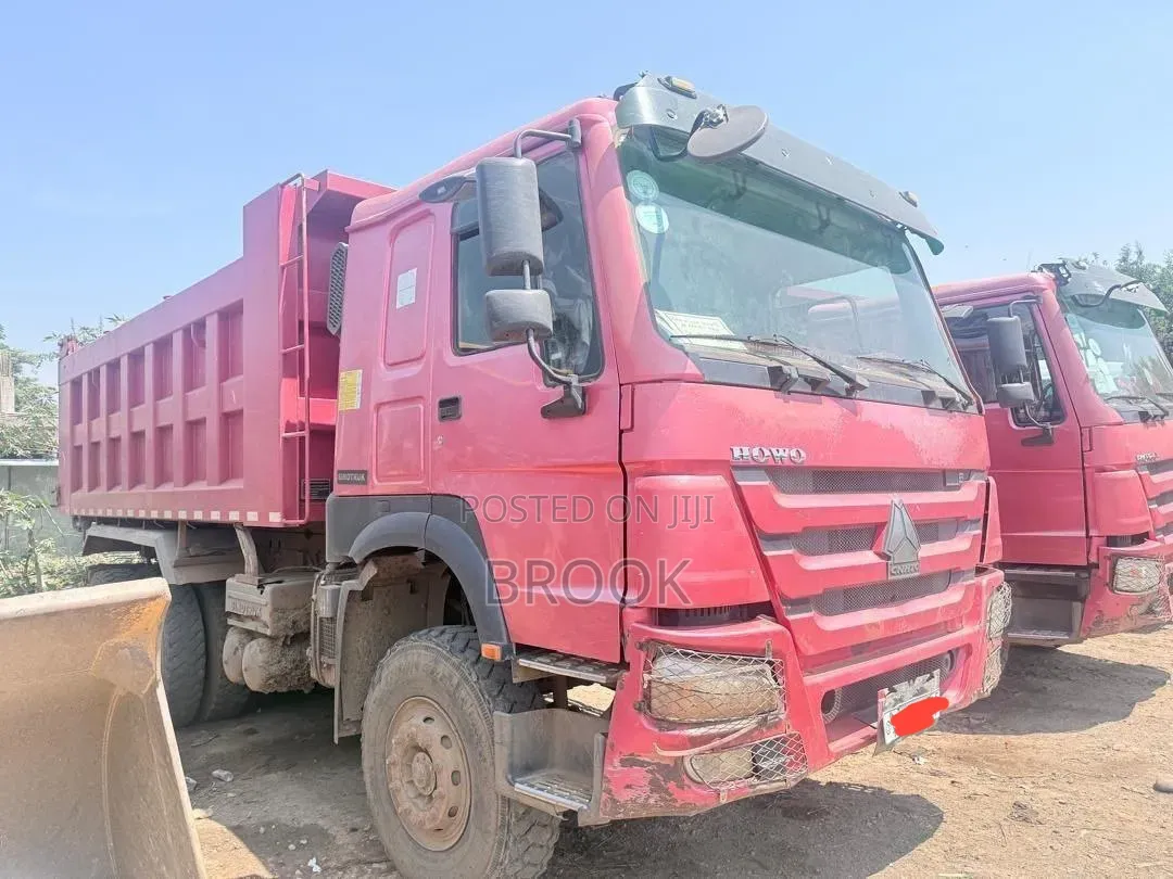 Sinotruk Howo 2021 Red