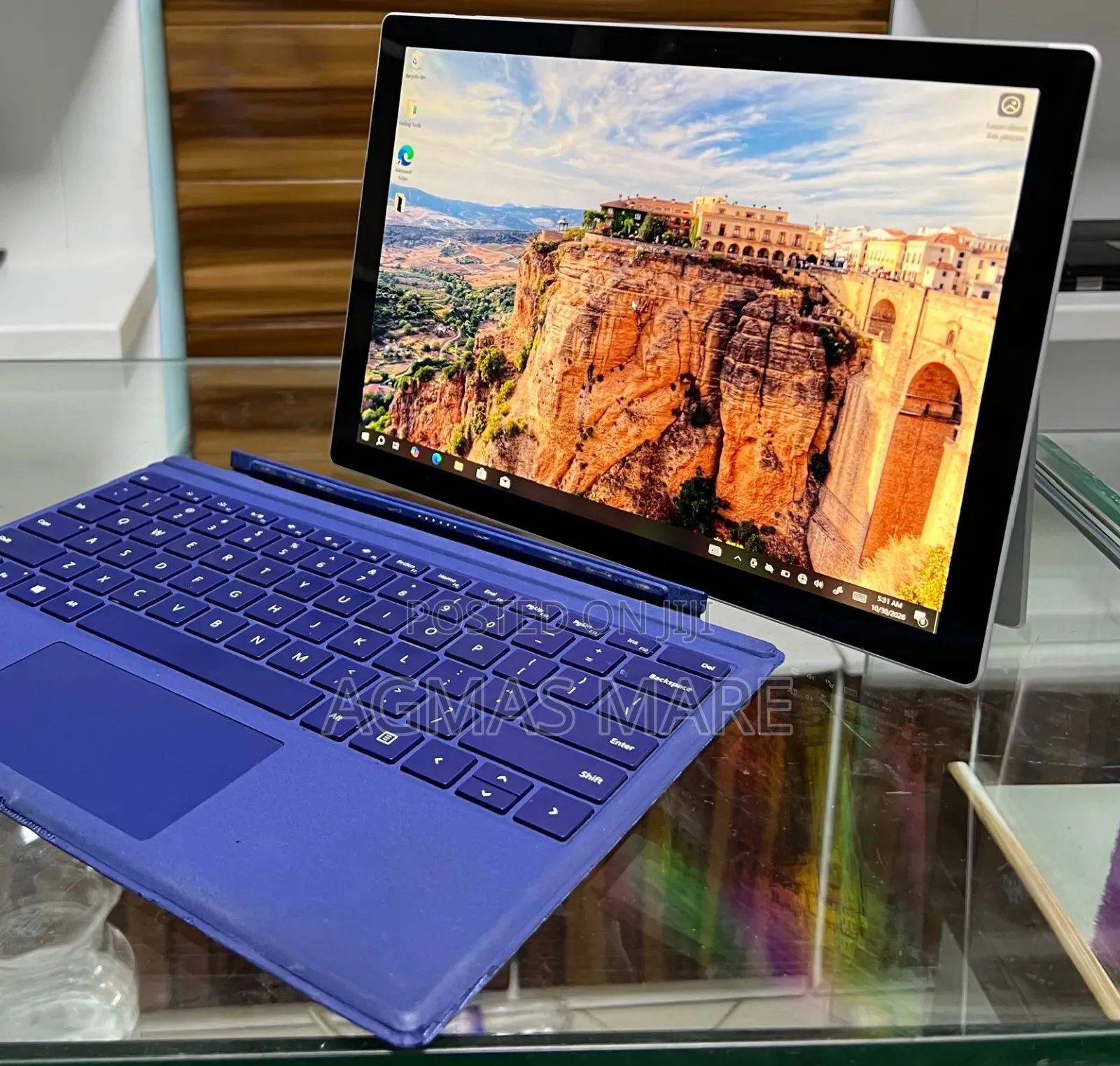 New Laptop Microsoft Surface Pro 8GB Intel Core i5 SSD 256GB