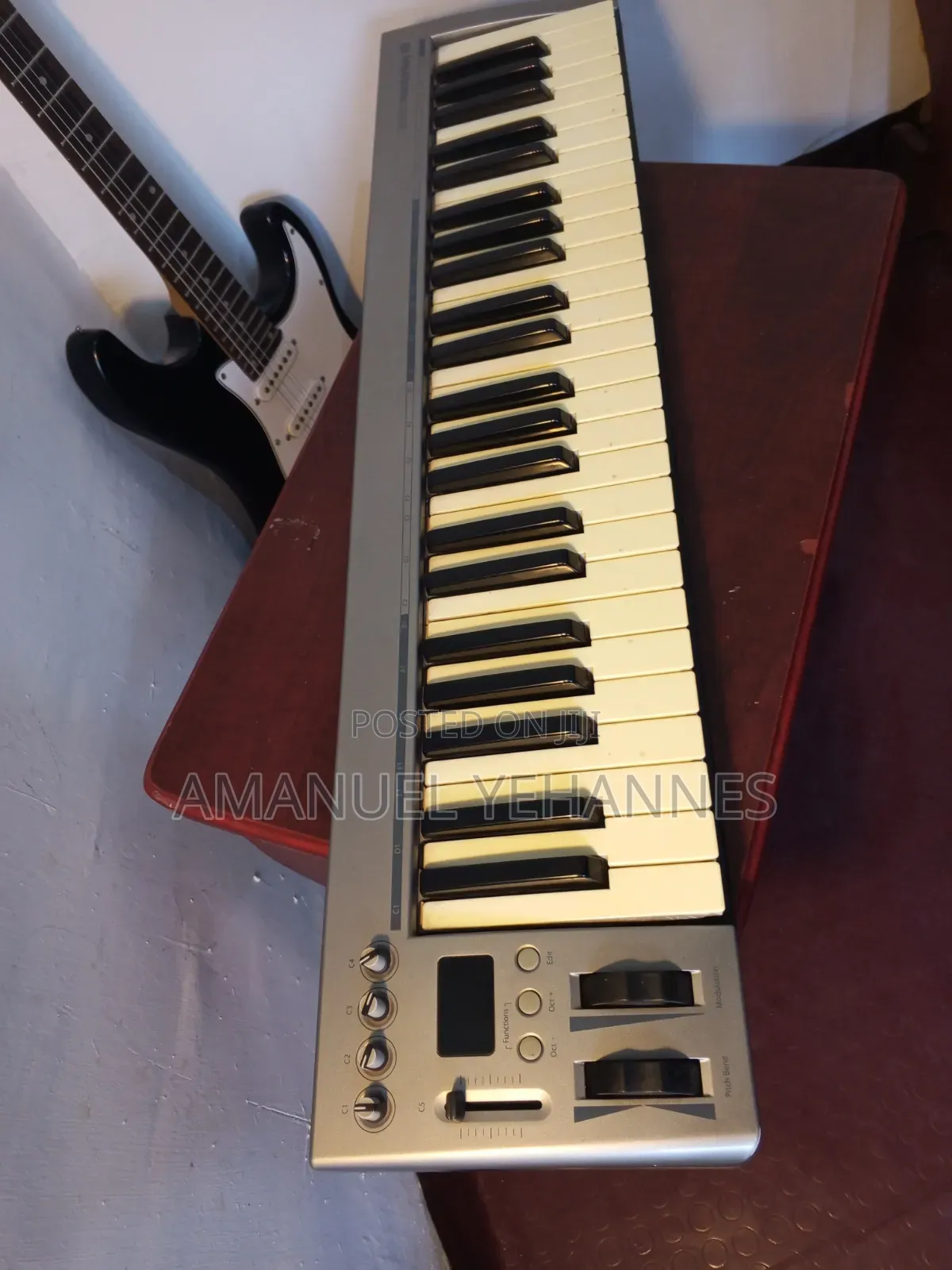 Acorn Masterkey 49 Midi Keyboard Piano