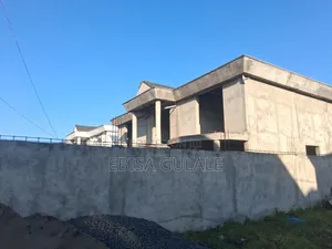 7bdrm Farm House in Kafalo Real State, Oromia-Finfinne for sale