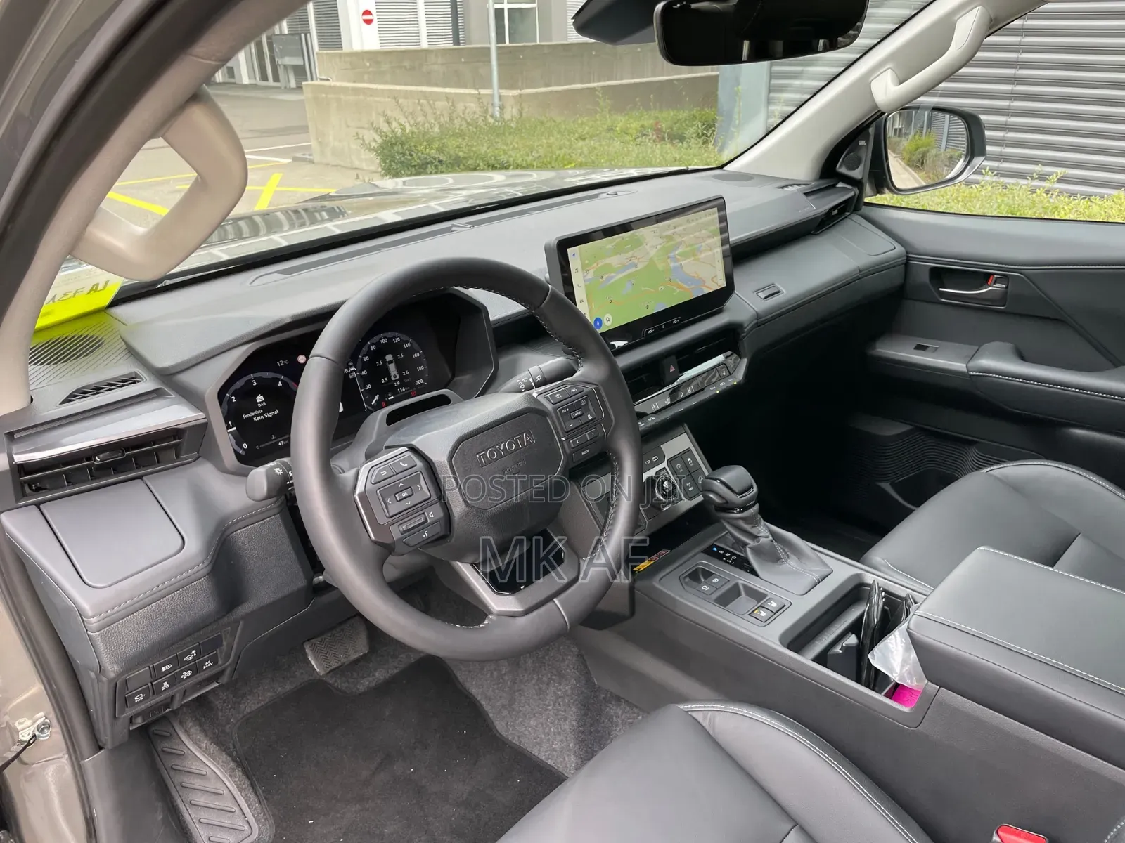 New Toyota Hilux Invincible (Hybrid) 2026 Brown
