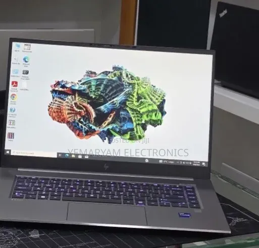 New Laptop HP ZBook 15 32GB Intel Core i9 SSD 512GB