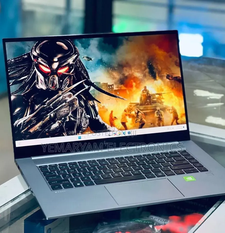 New Laptop HP ZBook 15 32GB Intel Core i9 SSD 512GB