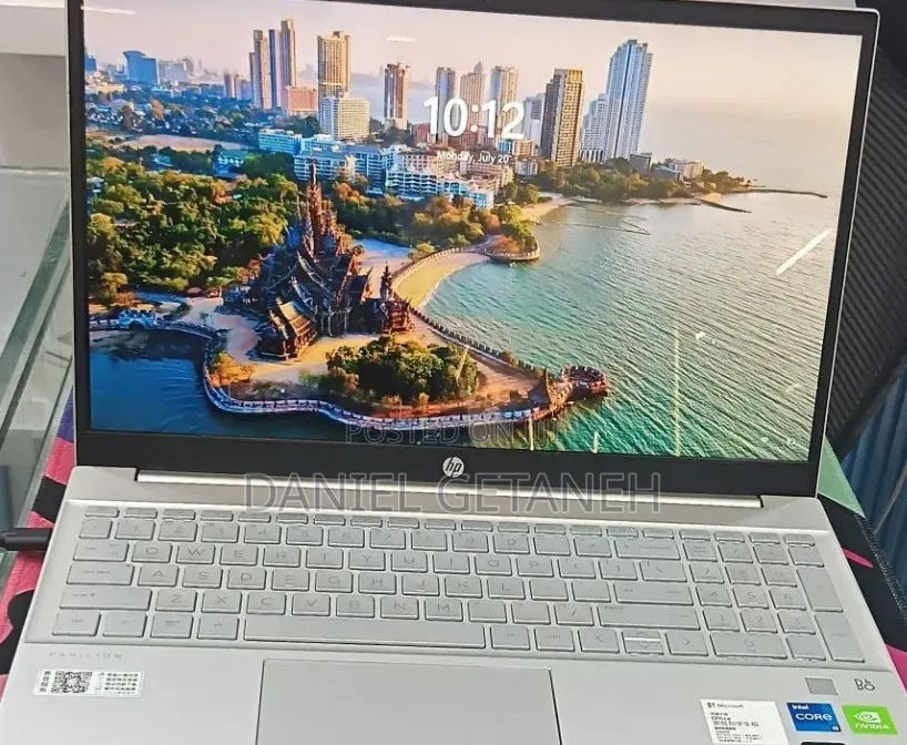 New Laptop HP Pavilion 15 16GB Intel Core i5 SSD 512GB