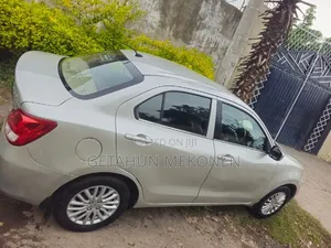 Suzuki Dzire 2020 Silver