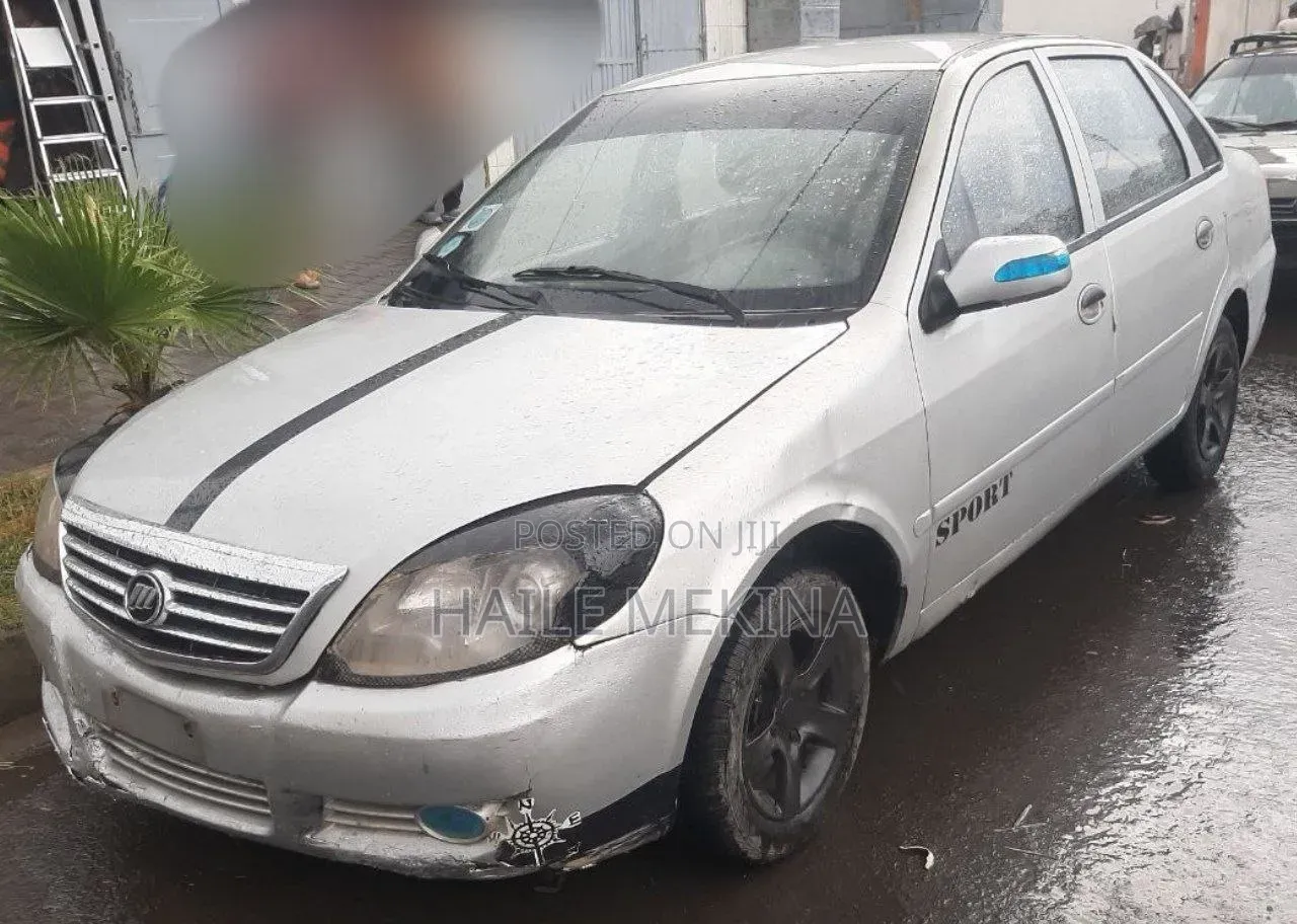 Lifan 520 2011 Silver