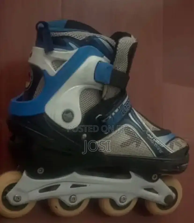 Inlien Roller Skates