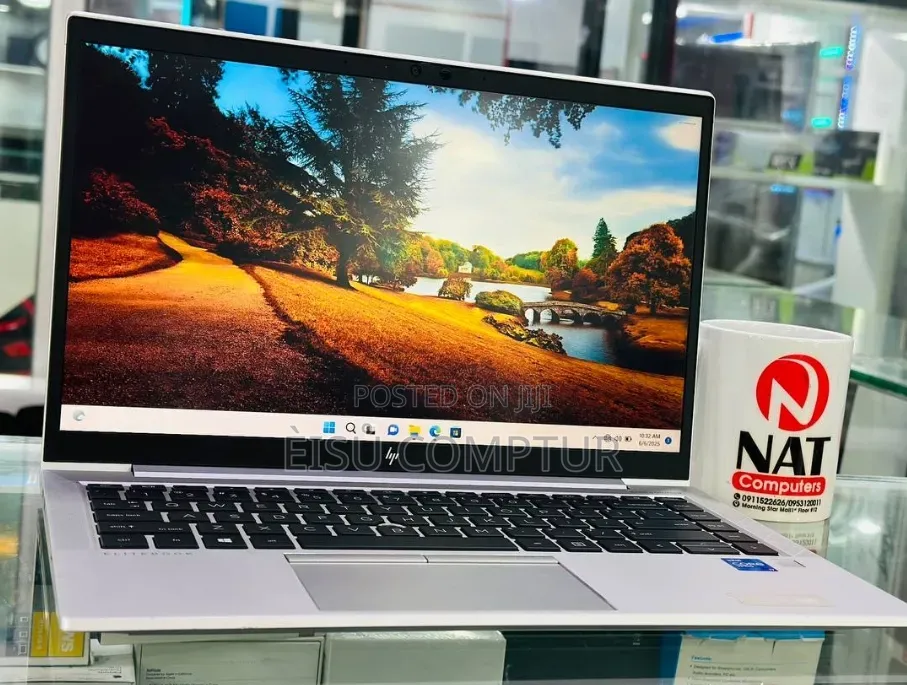 New Laptop HP EliteBook 840 G8 16GB Intel Core i5 SSD 512GB