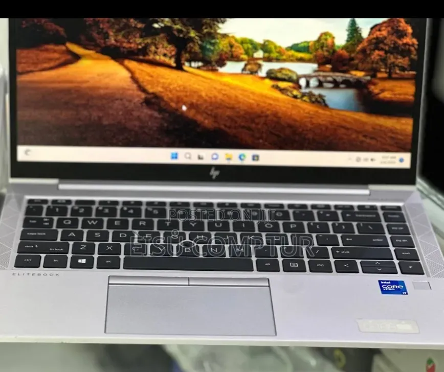 New Laptop HP EliteBook 840 G8 16GB Intel Core i5 SSD 512GB