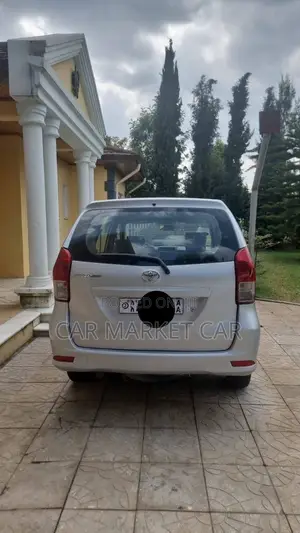 Toyota Avanza 2015 Silver
