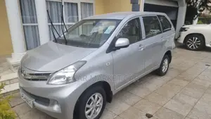 Toyota Avanza 2015 Silver