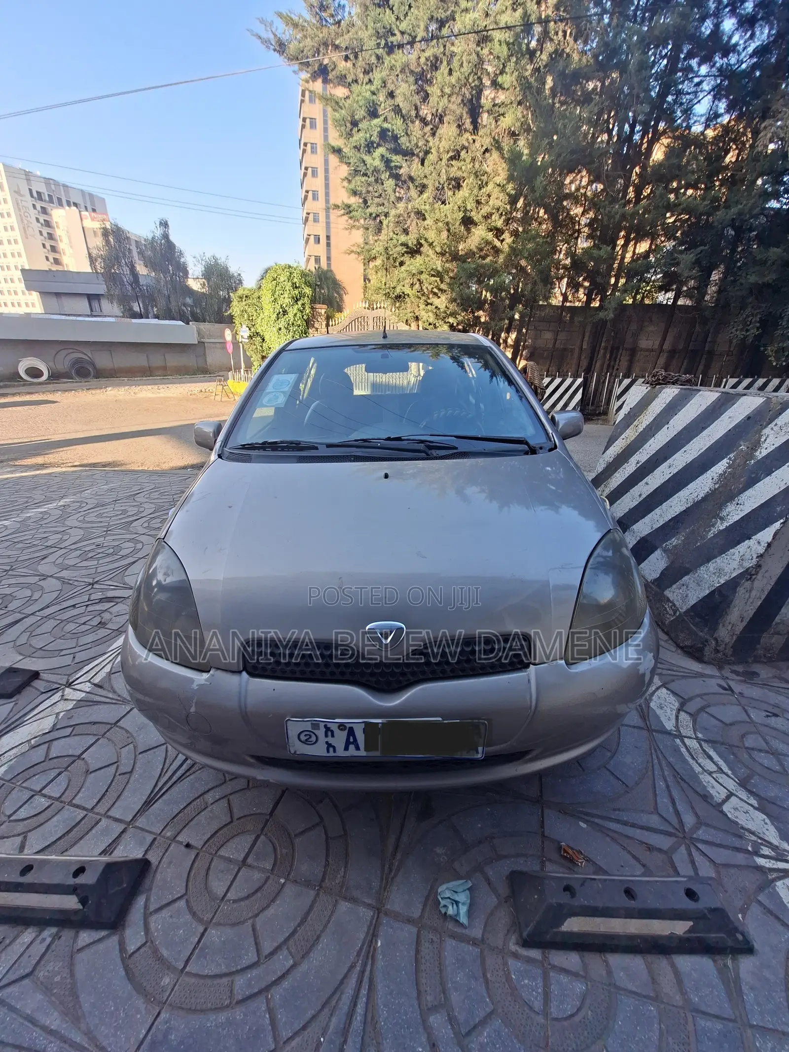 Toyota Vitz 2000