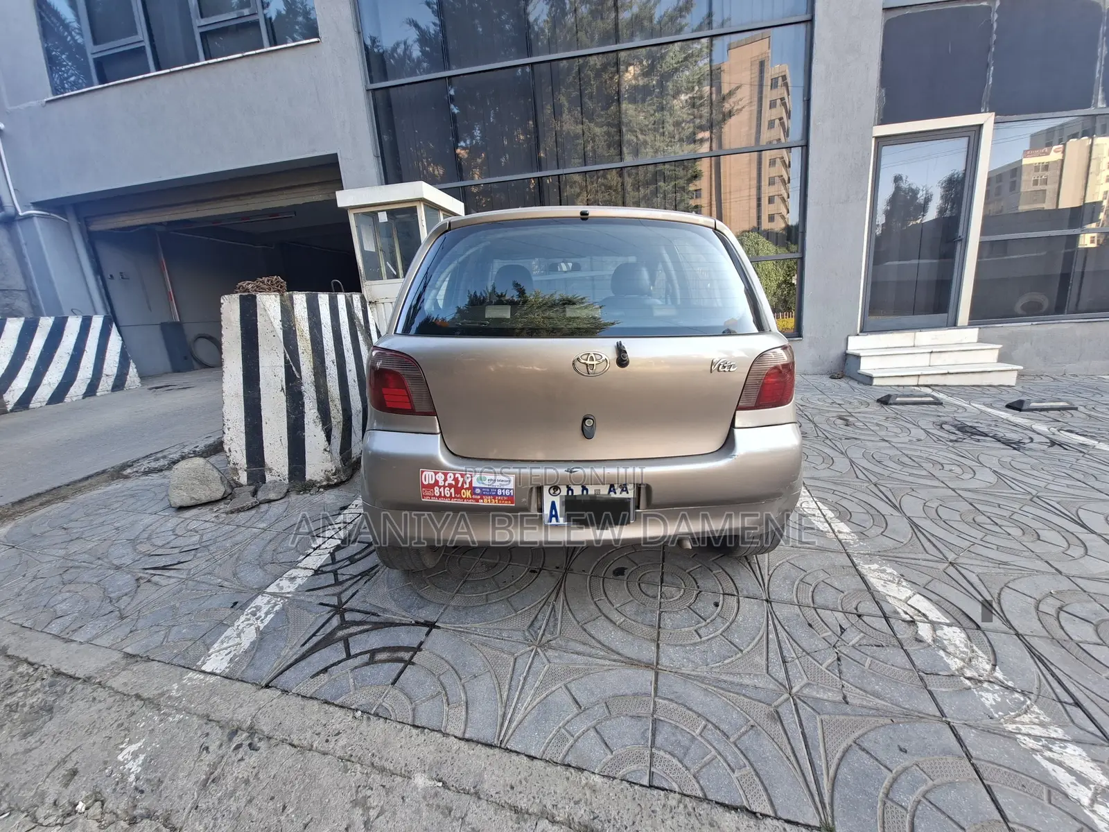 Toyota Vitz 2000
