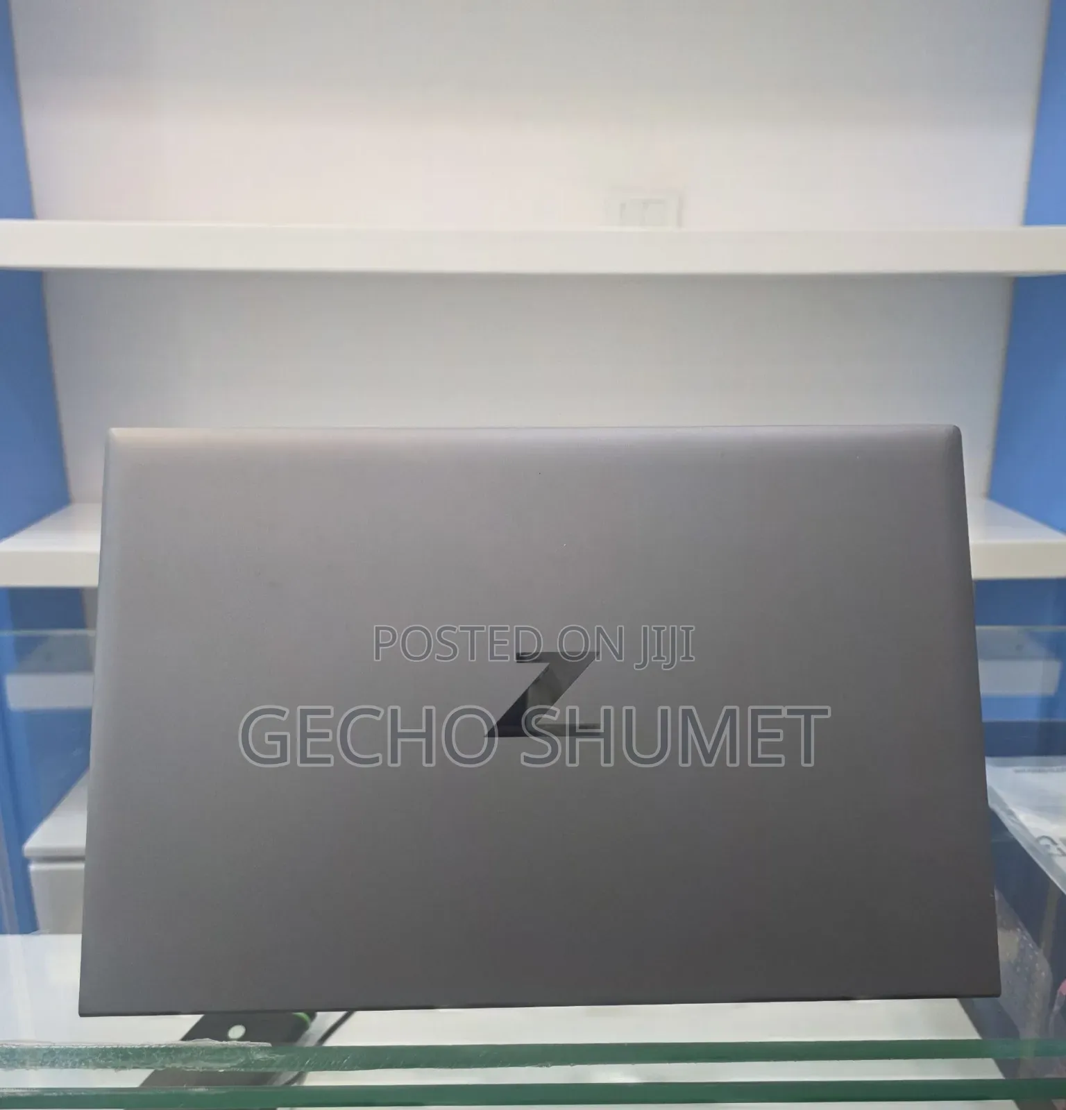 New Laptop HP ZBook Firefly G8 16GB Intel Core i7 SSD 512GB