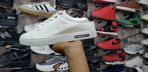 Tommy Shoes