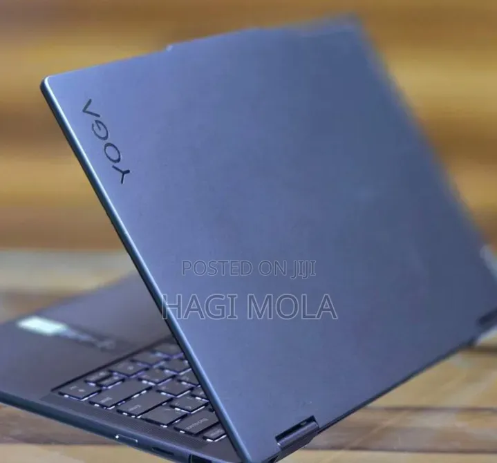 New Laptop Lenovo Yoga 7i 16GB Intel Core i7 SSD 512GB