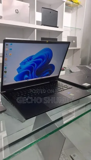 New Laptop HP Omen 16 16GB Intel Core i9 SSD 1T