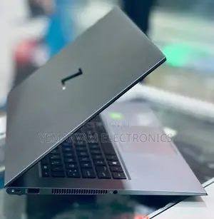 New Laptop HP ZBook 15 32GB Intel Core i9 SSD 512GB