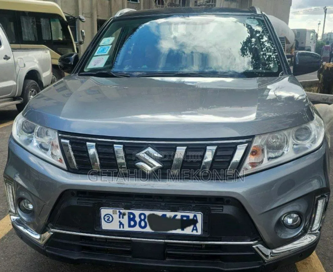 Suzuki Grand Vitara 2021 Silver