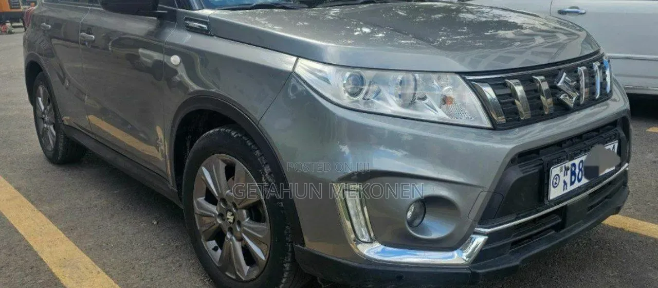 Suzuki Grand Vitara 2021 Silver