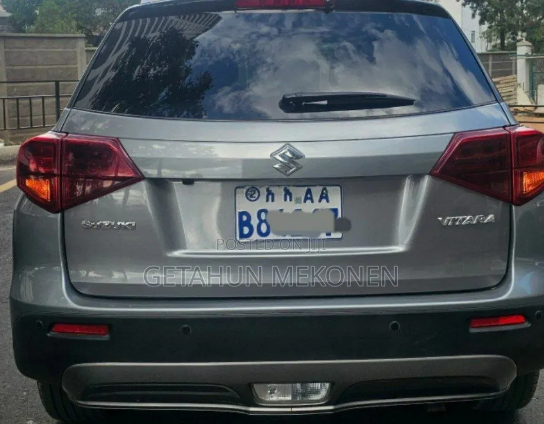 Suzuki Grand Vitara 2021 Silver