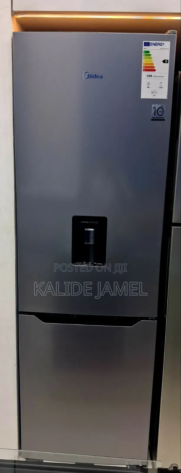 Midea Refrigerator Model 424