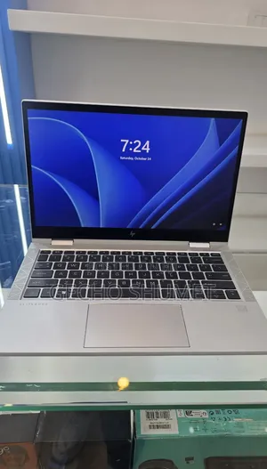 New Laptop HP EliteBook 830 G8 16GB Intel Core i7 SSD 512GB