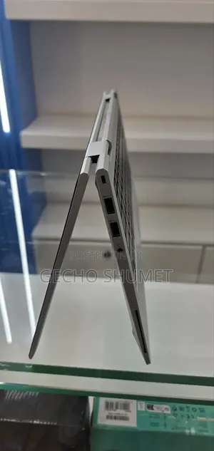 New Laptop HP EliteBook 830 G8 16GB Intel Core i7 SSD 512GB