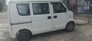 Suzuki Every Wagon 2012 White