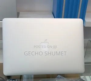 New Laptop Apple MacBook Air 2012 4GB Intel Core i5 SSD 128GB