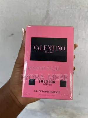 Valentino Donna Born in Roma Intense