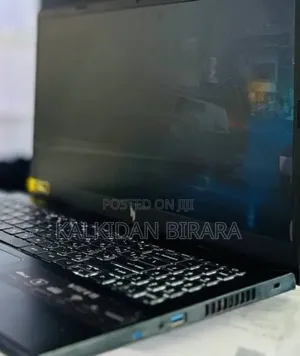 New Laptop Acer Nitro V 15 16GB Intel Core i7 SSD 512GB
