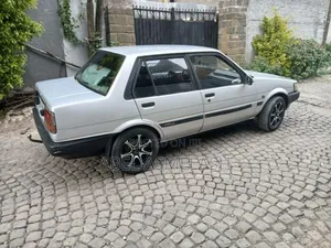Toyota Corolla 1985 Gray