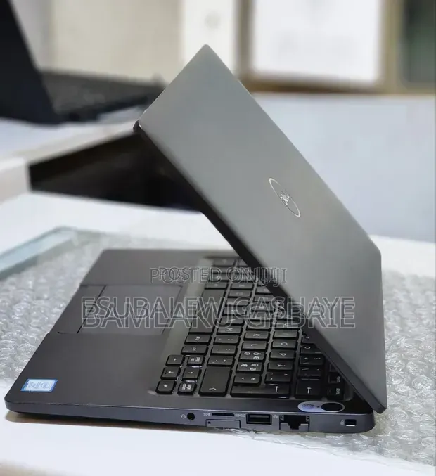 New Laptop Dell Latitude 7420 16GB Intel Core i5 SSD 512GB