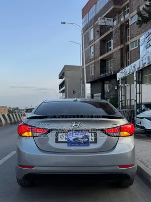 Hyundai Avante 2015 Silver