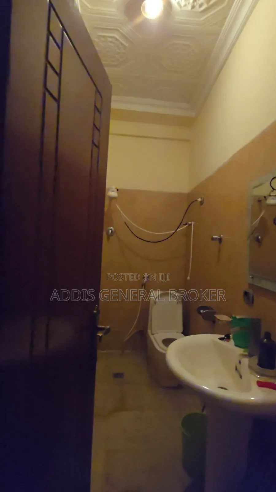 6bdrm House in ሀይሌ ጋርመንት, Nifas Silk-Lafto for sale