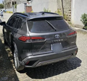Toyota Corolla Cross 2022 Gray