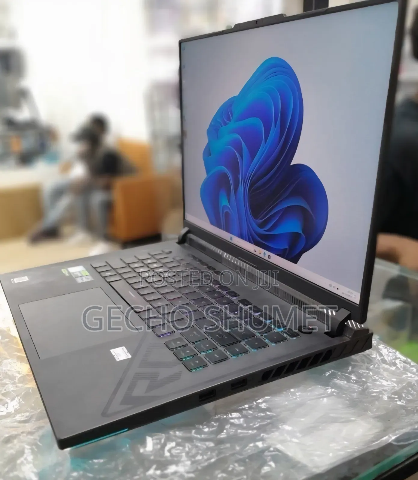 New Laptop Asus ROG Strix G18 32GB Intel Core i9 SSD 1T