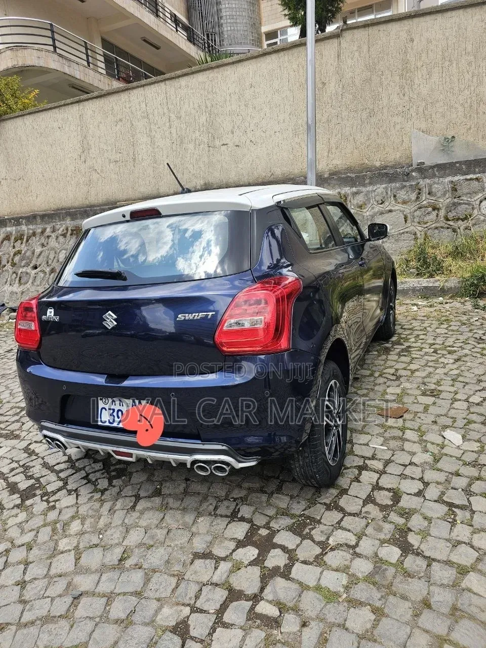 Suzuki Swift 2022 Blue