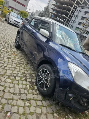 Suzuki Swift 2022 Blue