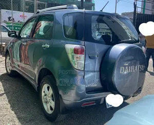Daihatsu Terios 2013 Blue