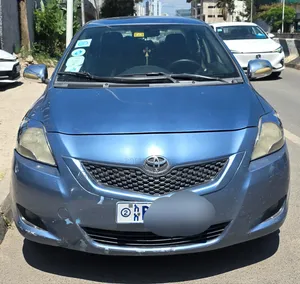 Toyota Yaris 2010 Blue