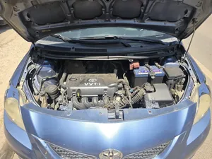 Toyota Yaris 2010 Blue