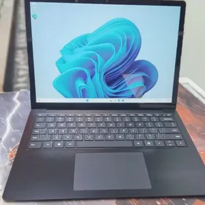 New Laptop Microsoft Surface Laptop 5 16GB Intel Core i7 SSD 256GB