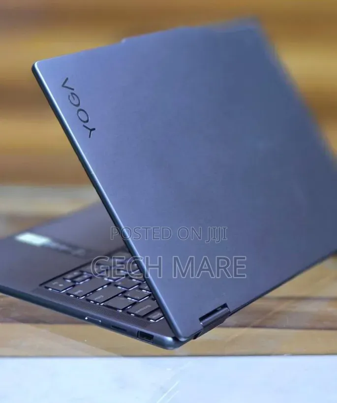 New Laptop Lenovo Yoga 7i 16GB Intel Core i7 SSD 512GB