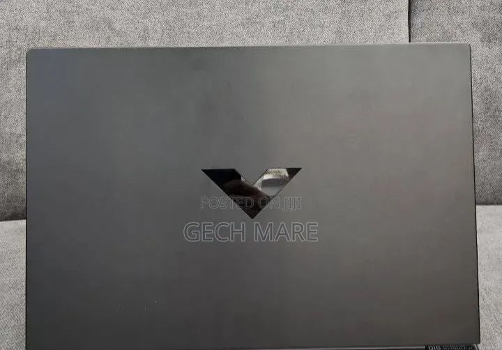 New Laptop HP Victus 15 16GB AMD Ryzen 7 SSD 1T
