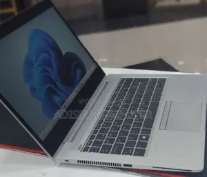 New Laptop HP EliteBook 830 G5 8GB Intel Core i5 SSD 512GB