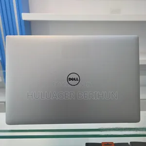 New Laptop Dell Precision 5540 16GB Intel Core i7 SSD 512GB